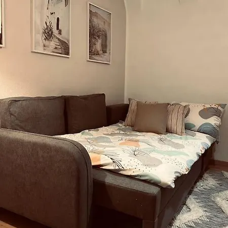 Apartment Gemuetliche Altstadtwohnung Mit Balkon Smart-tv Erfurt