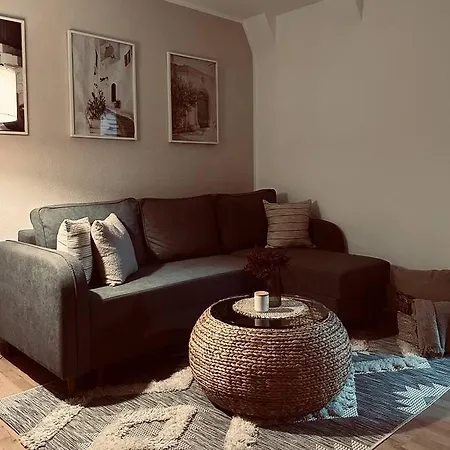 Gemuetliche Altstadtwohnung Mit Balkon Smart-tv